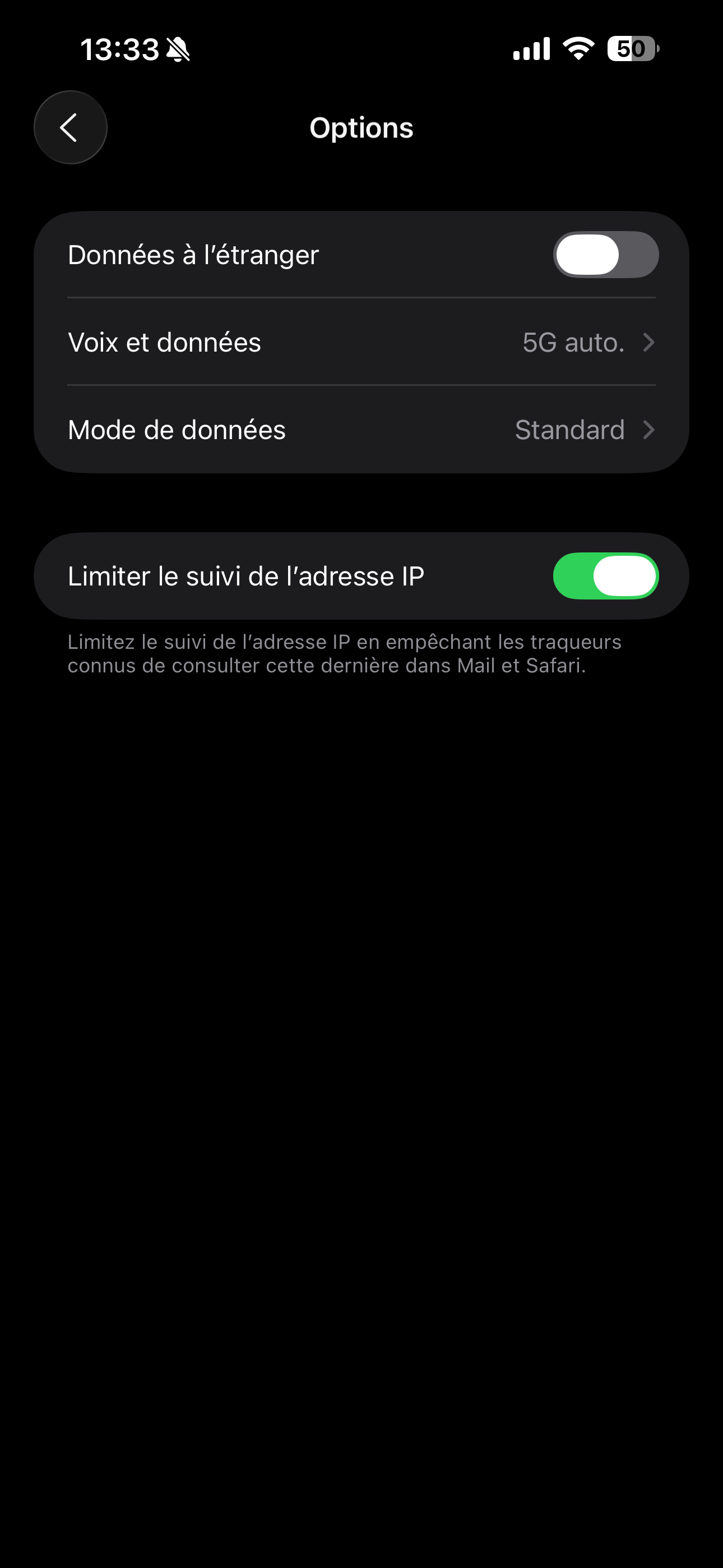 Touchez le curseur données a l’etranger pour modifier le réglage (par exemple, de désactivé à activé).