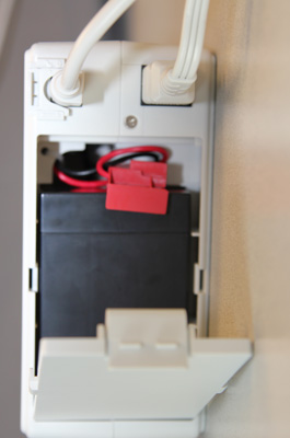 UPS-1215 open door view