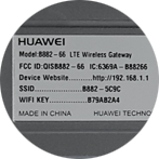 Repérez le nom de réseau Wi-Fi (SSID) et la phrase passe WPA/WPA2-PSK imprimés sur le dessous de la passerelle sans fil.