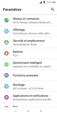 Touchez Réseau et connexion.