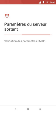 Patientez pendant la vérification des paramètres de courriel.