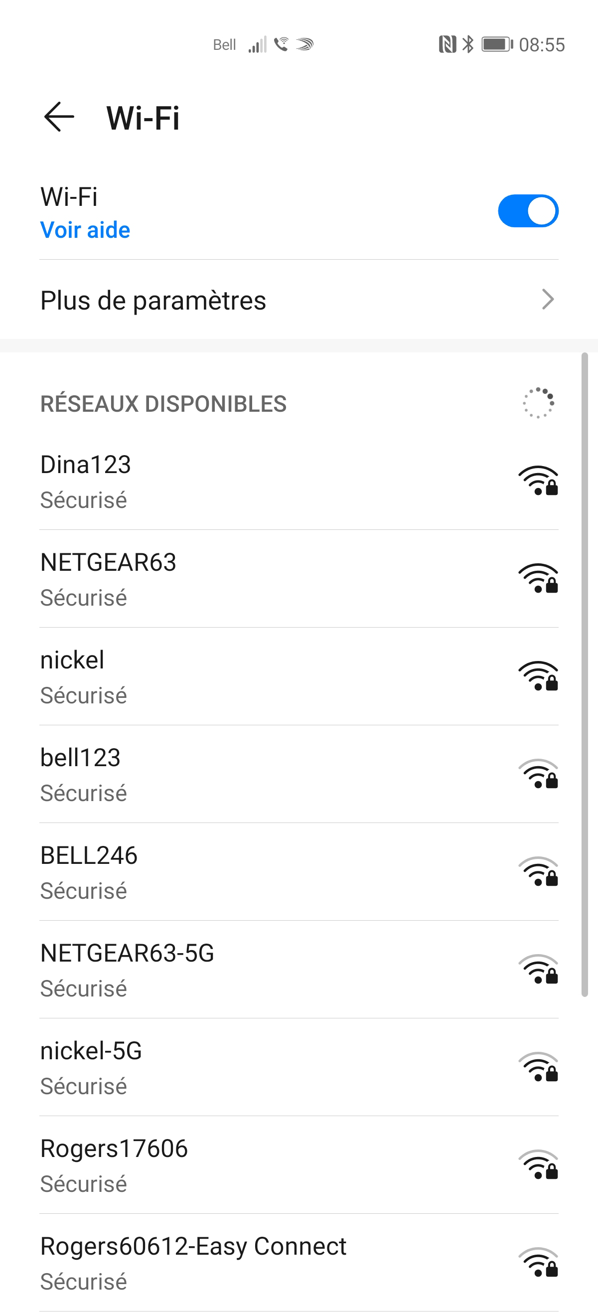 Touchez le réseau Wi-Fi désiré.