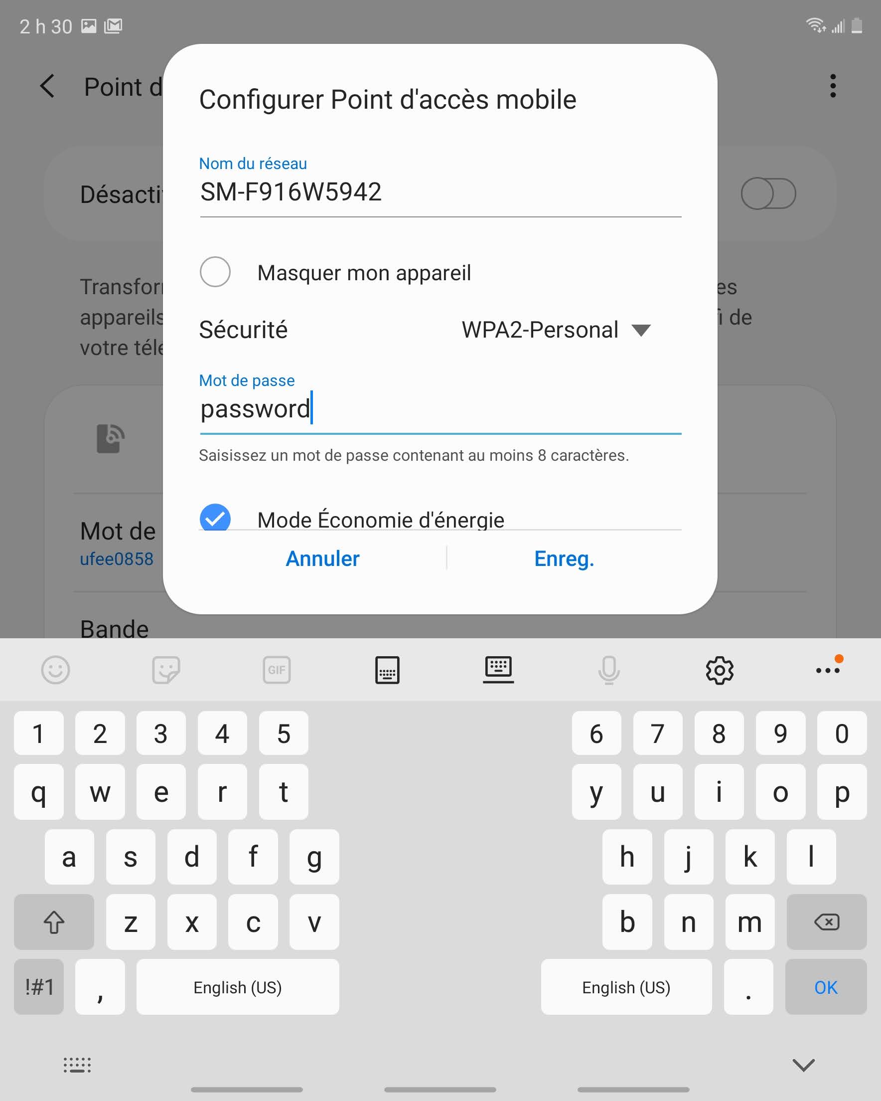 Pour changer le mot de passe réseau, supprimez le mot de passe existant et saisissez-en un nouveau.