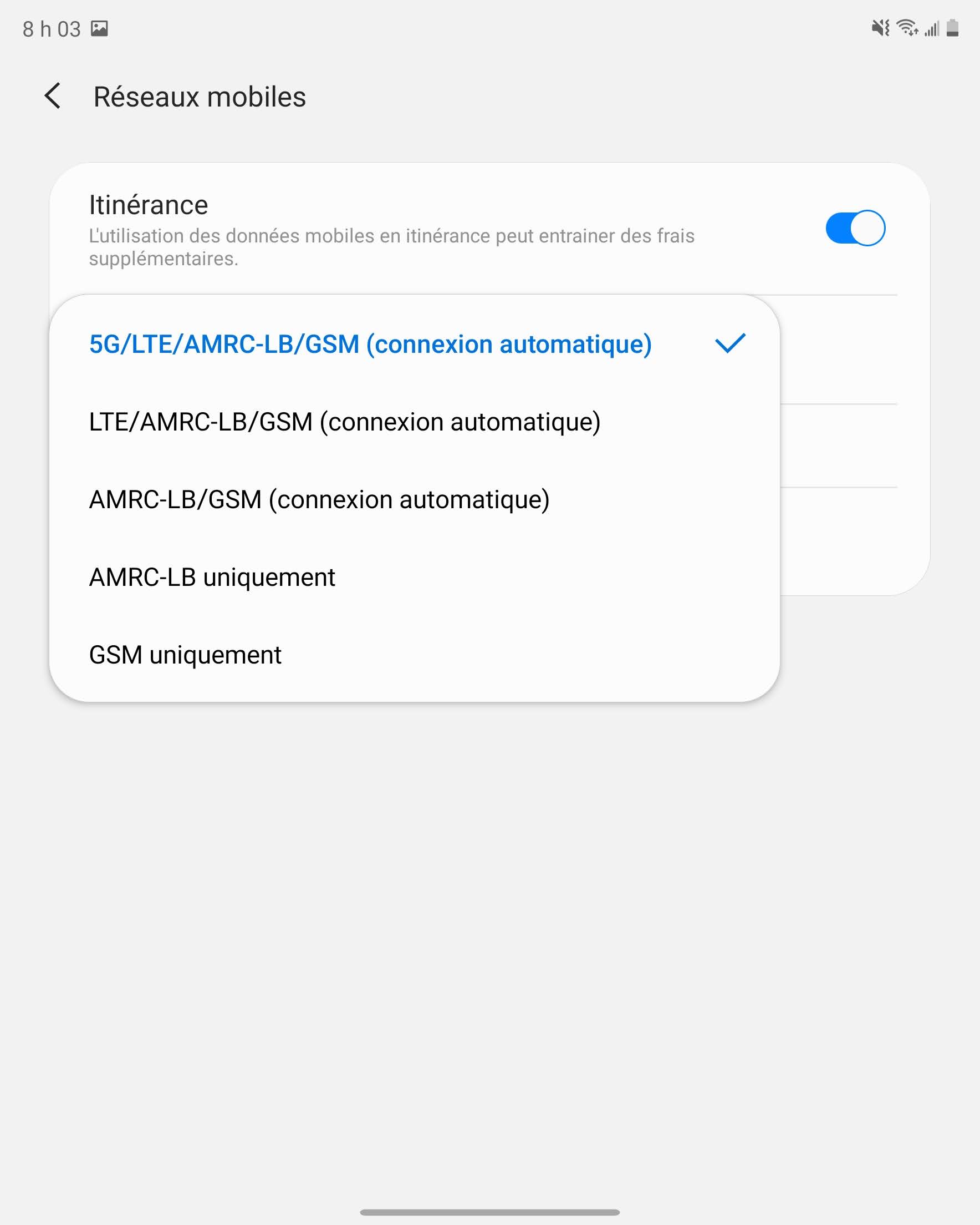 Touchez l’option désirée, p. ex., LTE/WCDMA/GSM (connexion auto).