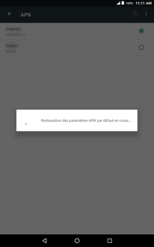 Patientez quelques instants pendant la réinitialisation des réglages du nom du point d